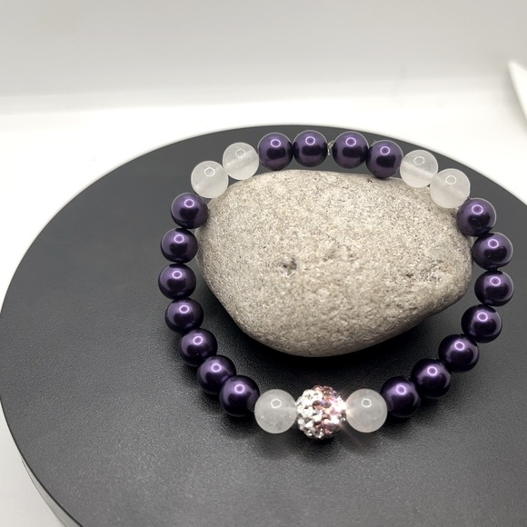 🌸 Handcrafted Purple Beaded Stretch bracelet - Picture 1 of 8